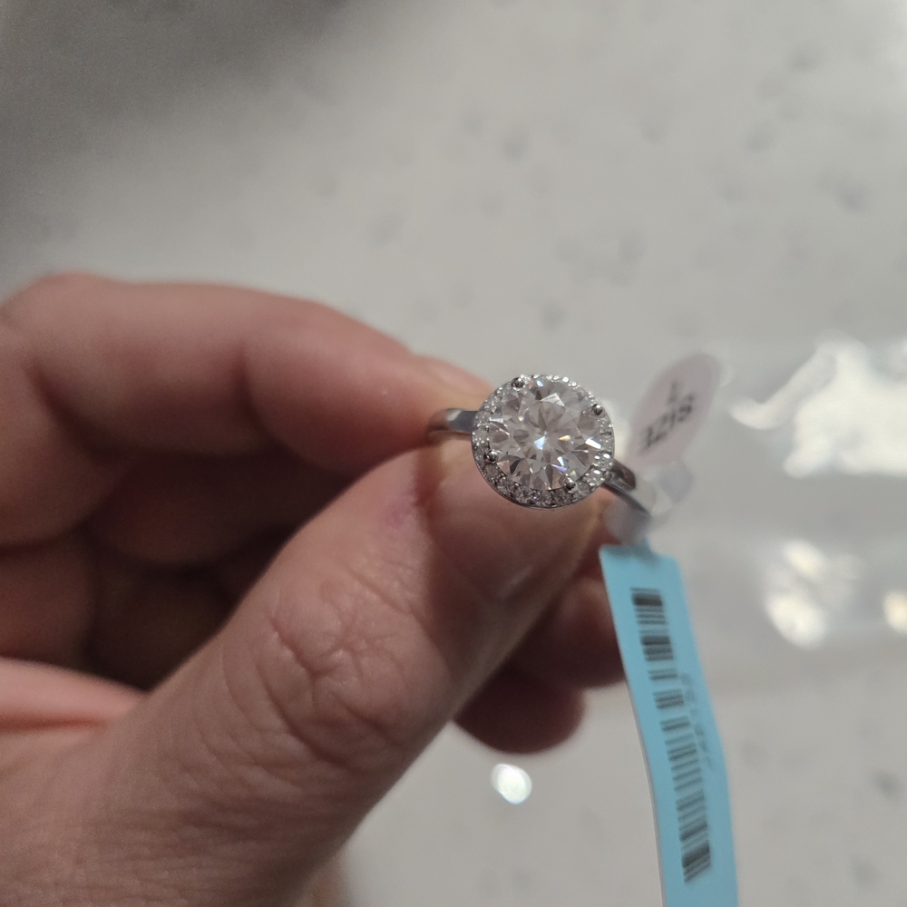 Sterling Silver Ring With White Stone - Size 7 - Picture 2 of 6